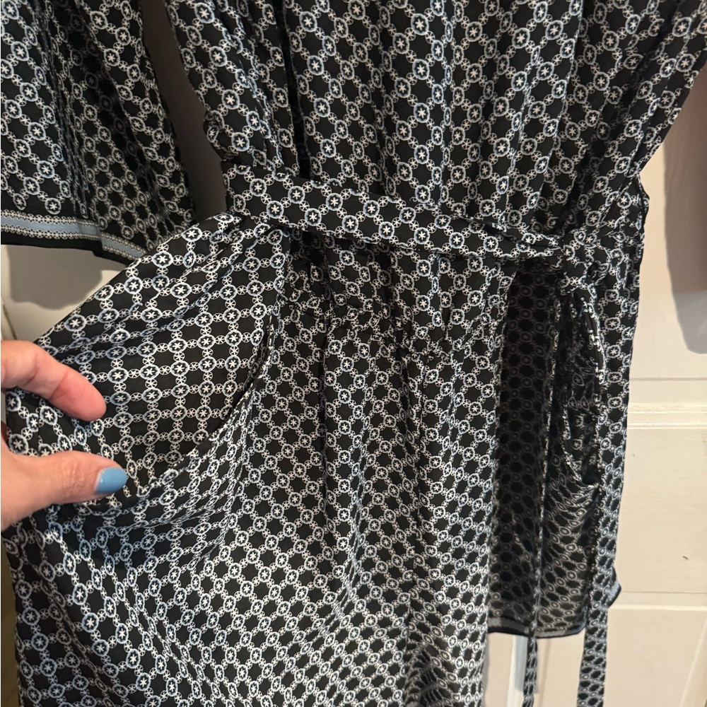 Max Studio Romper Size Medium - image 6